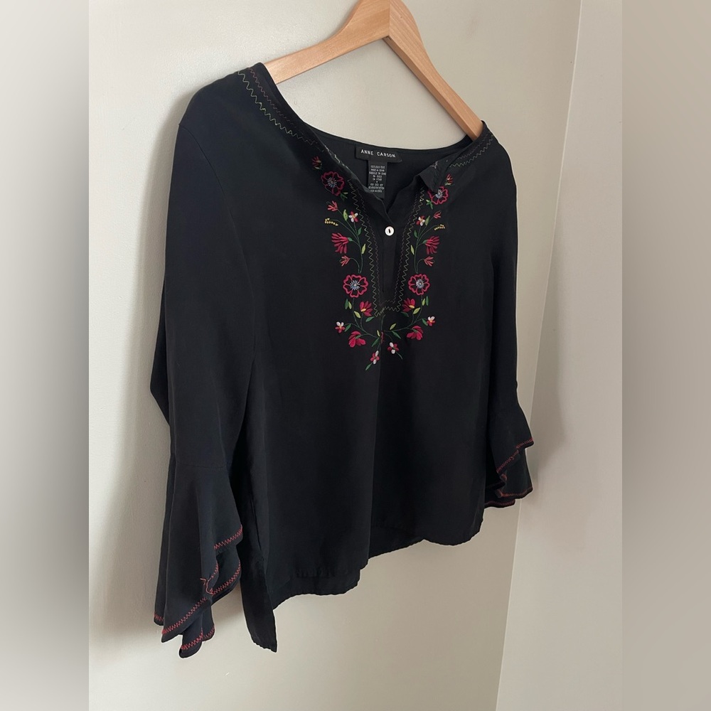Anne Carson 100% Silk Embroidered Blouse Sz Medium Boho Cottagecore Hippy - Picture 3 of 12